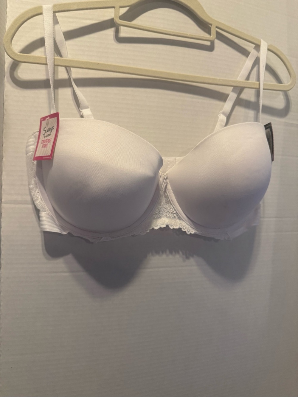 Maidenform White Lace Underwire T-Shirt Bra